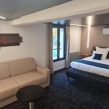 Le Sainte Jeanne Hotel Cormeilles-en-Vexin Екстериор снимка