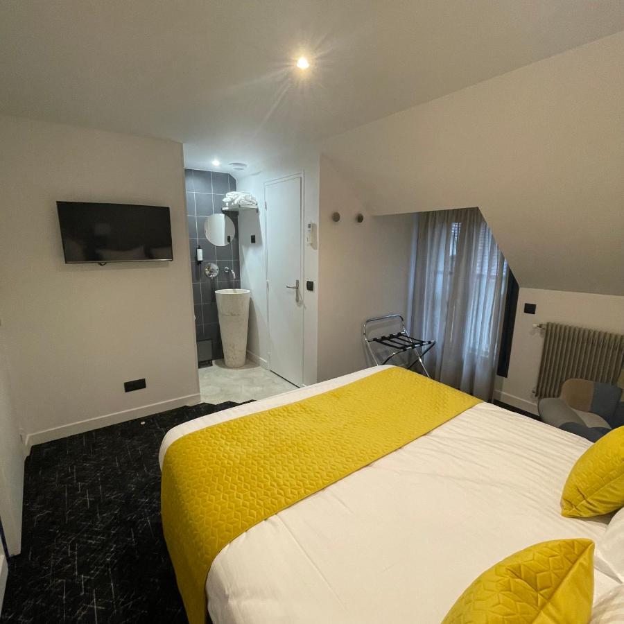 Le Sainte Jeanne Hotel Cormeilles-en-Vexin Екстериор снимка